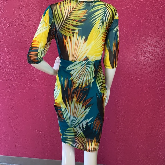 NEW TROPICAL DRESS - Picture 4 of 4